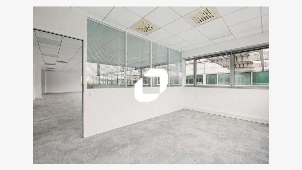 A louer Bureaux 250m² Roissy en france