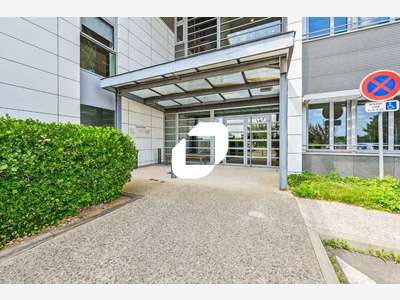 A louer Bureaux 115m² Roissy en france