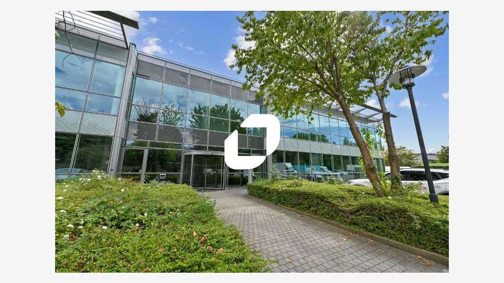 A louer Bureaux 2076m² Roissy en france
