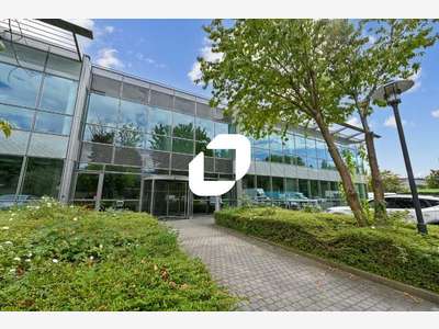 A louer Bureaux 2076m² Roissy en france