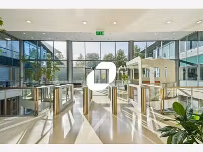 A louer Bureaux 639m² Roissy en france