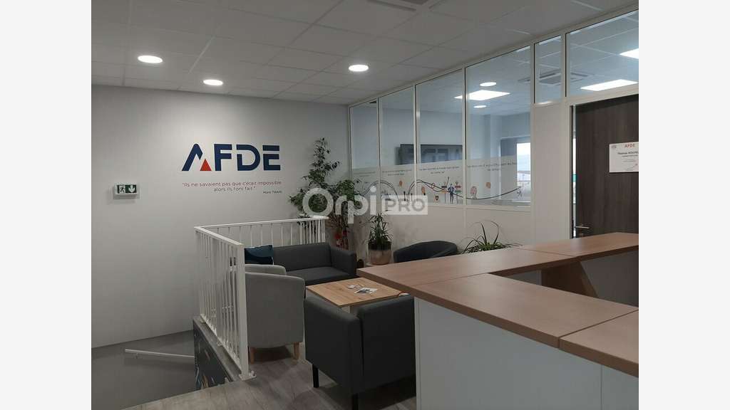 Bureau de 18 à 30m² à louer à Romans-sur-Isère