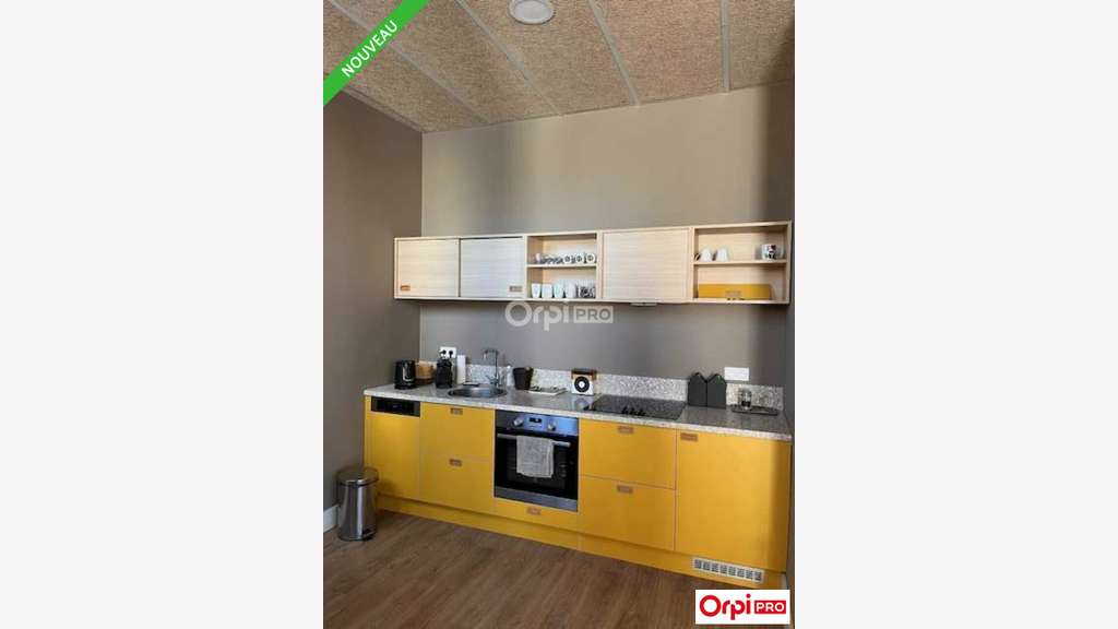 Bureau 98m² R+1 à louer proche centre de Romans 