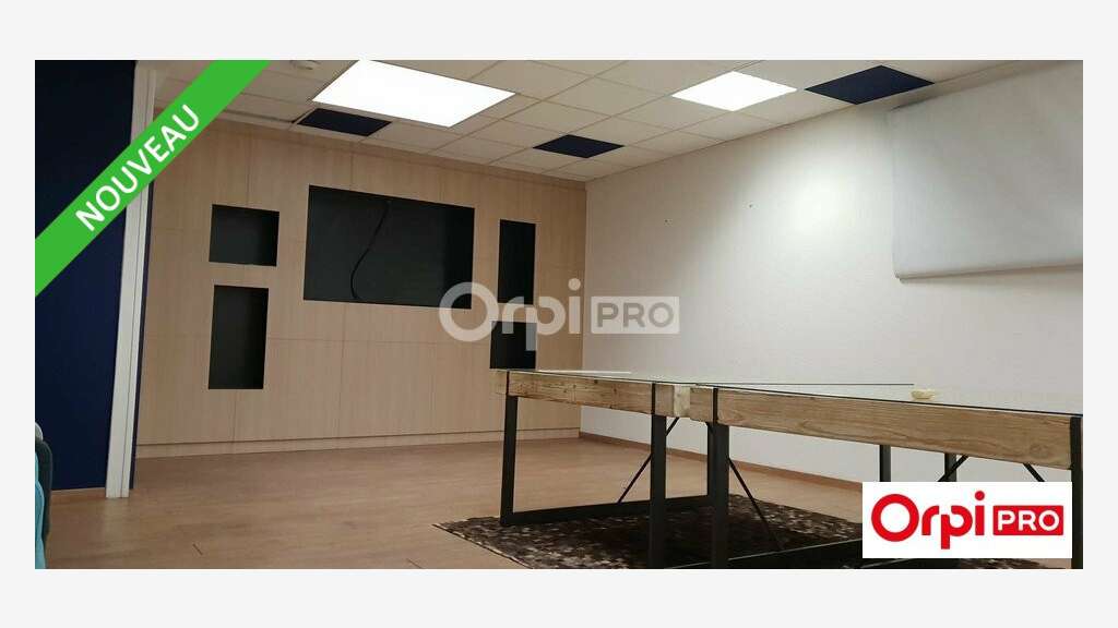 Bureaux de 220m² à louer en ZI à Romans sur Isère