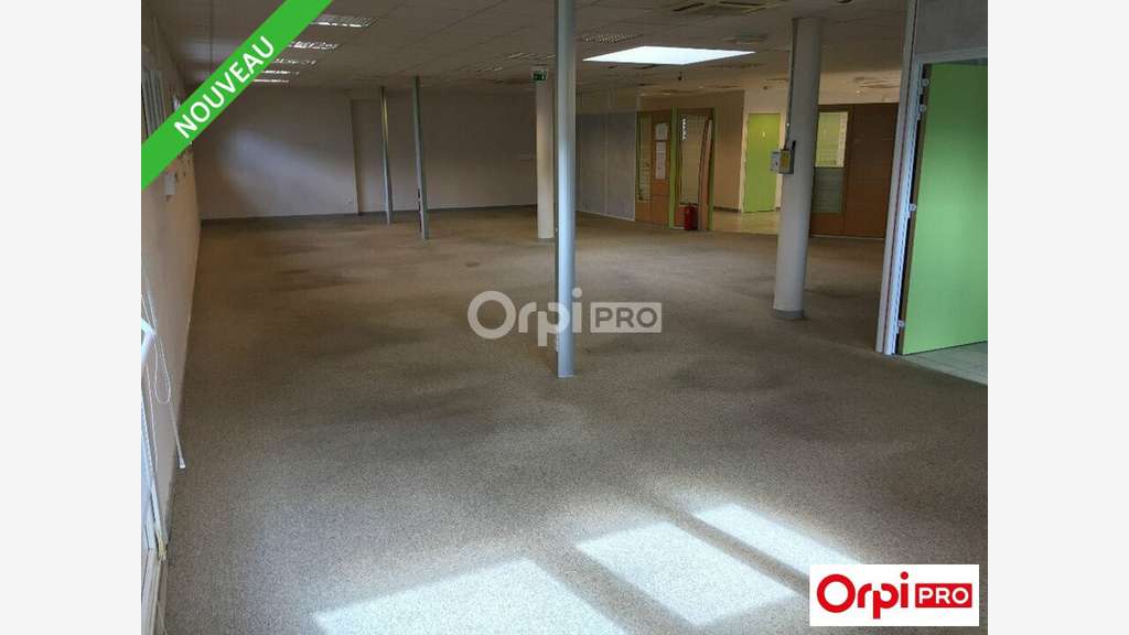 Bureaux à louer 300 m2 à Romans Sur isère