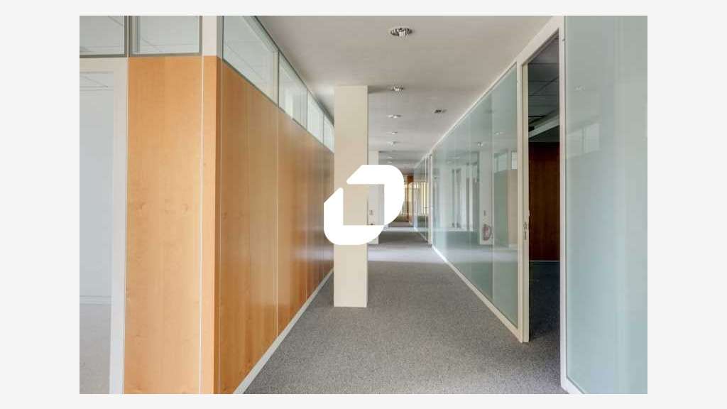 A louer Bureaux 1320m² Rosny sous bois