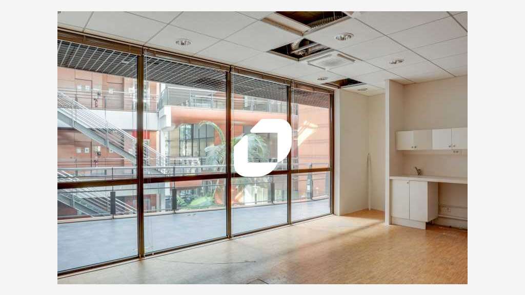 A louer Bureaux 1320m² Rosny sous bois
