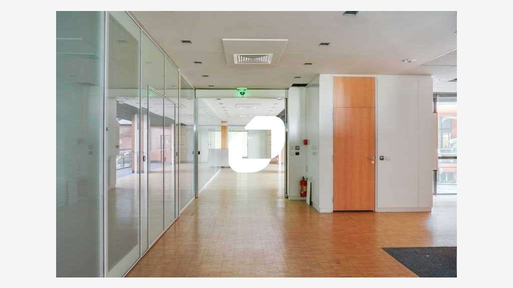 A louer Bureaux 1320m² Rosny sous bois