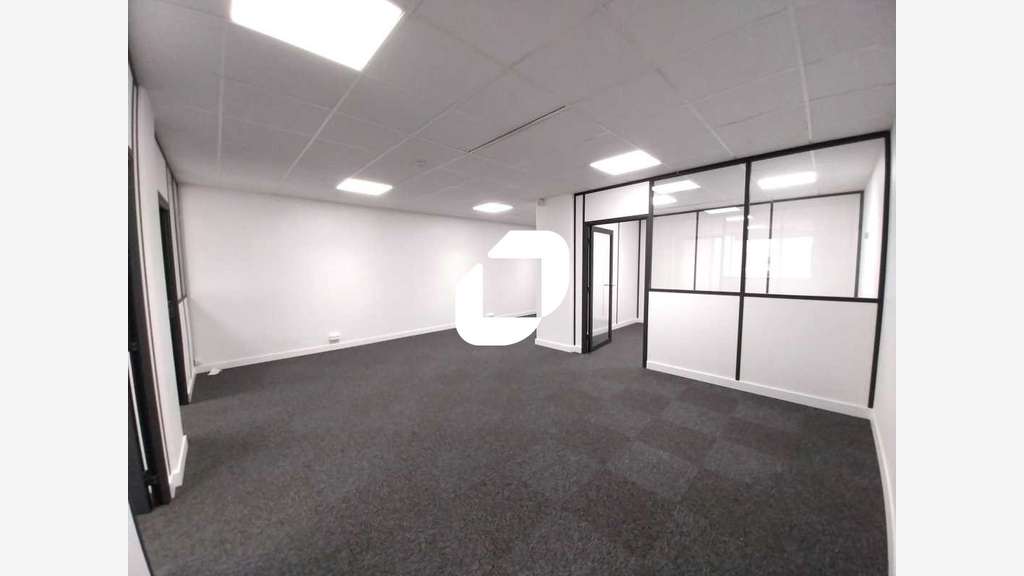 A louer Bureaux 9527m² Rosny sous bois