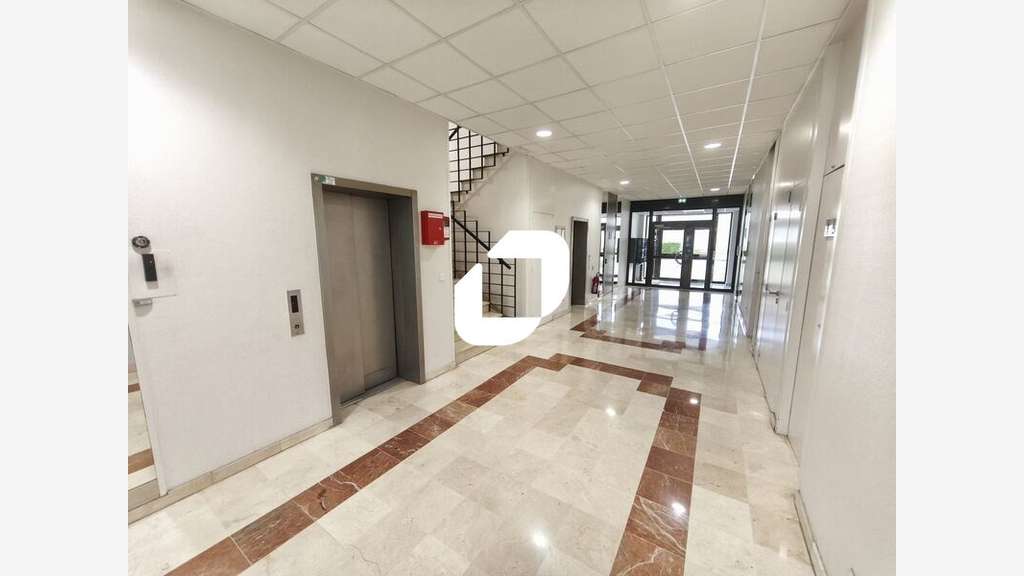 A louer Bureaux 281m² Rosny sous bois