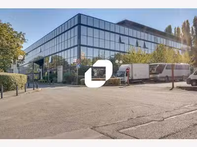 A louer Bureaux 1320m² Rosny sous bois