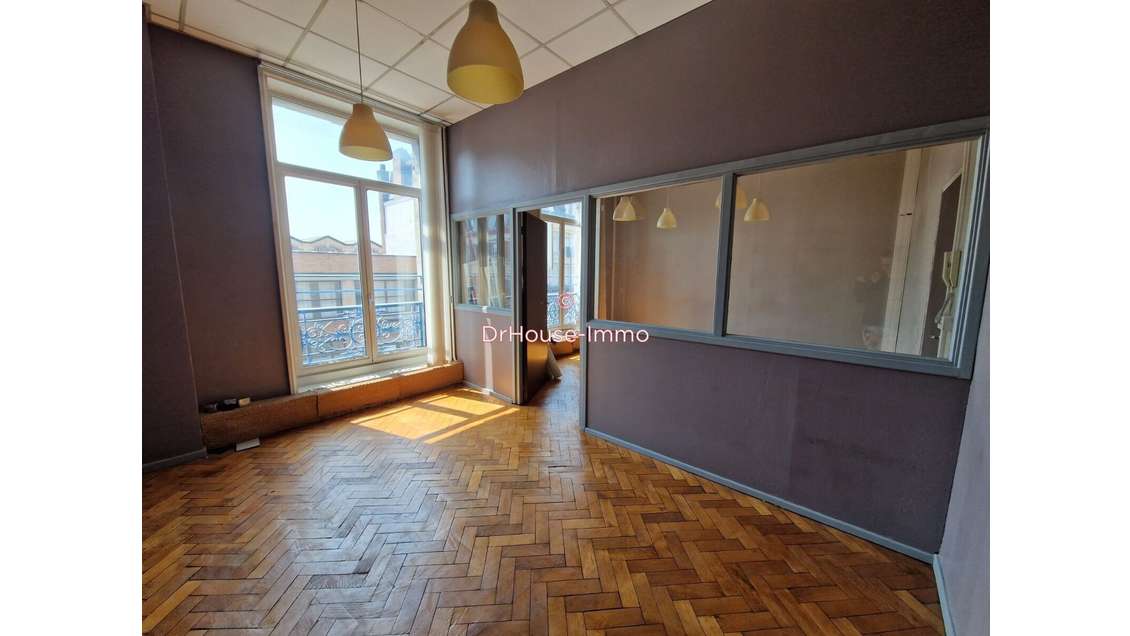 Bureau très lumineux 128m² à louer à Roubaix