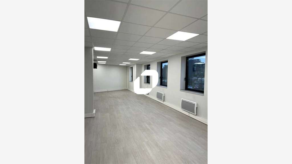 A louer Bureaux 8568m² Roubaix