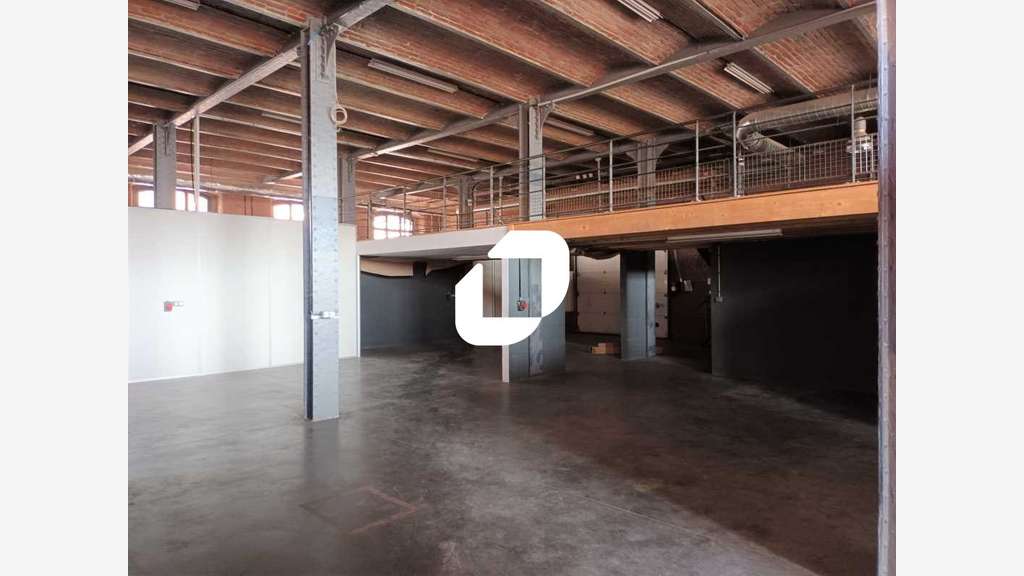 A louer Bureaux 1406m² Roubaix