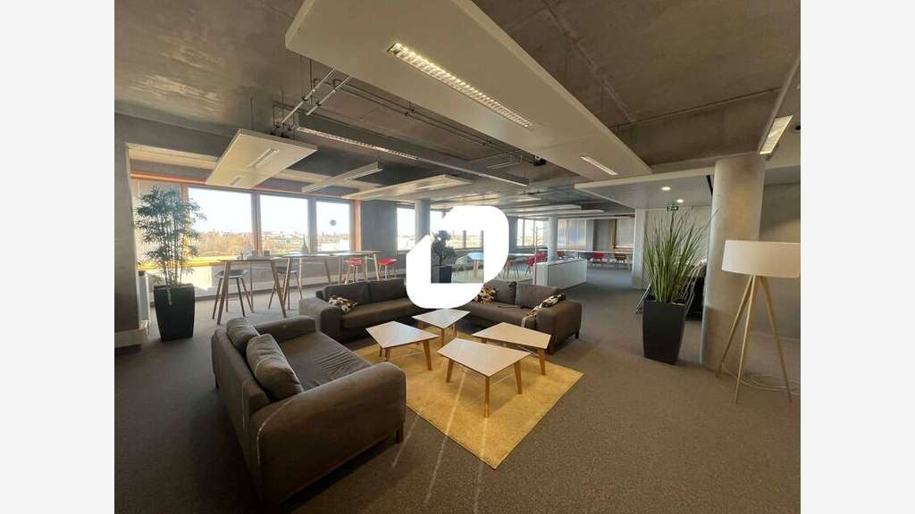 A louer Bureaux 2147m² Roubaix