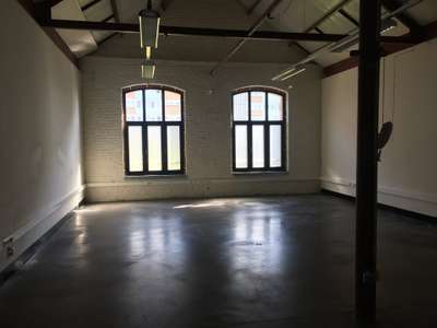À louer – bureaux non divisibles de 75 m² à Roub