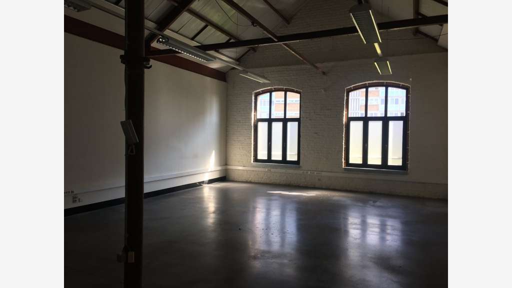 À louer bureaux non divisibles de 75m² à Roubaix