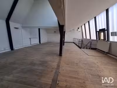 A louer bureau 225m² R+2 à Roubaix Avenue Lebas 