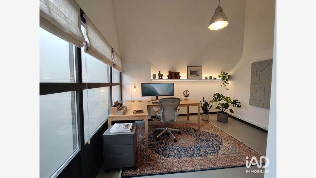 A louer bureau 225m² R+2 à Roubaix Avenue Lebas 
