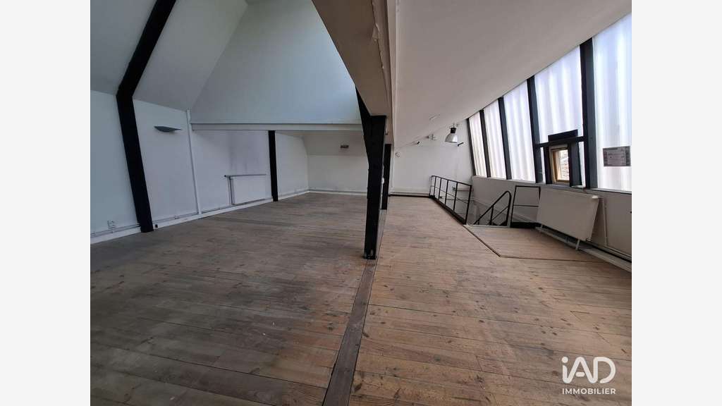 A louer bureau 225m² R+2 à Roubaix Avenue Lebas 