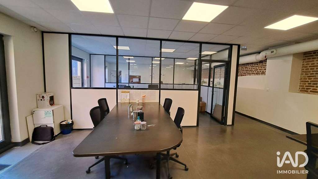 A louer bureau 210m² avec parking à Roubaix