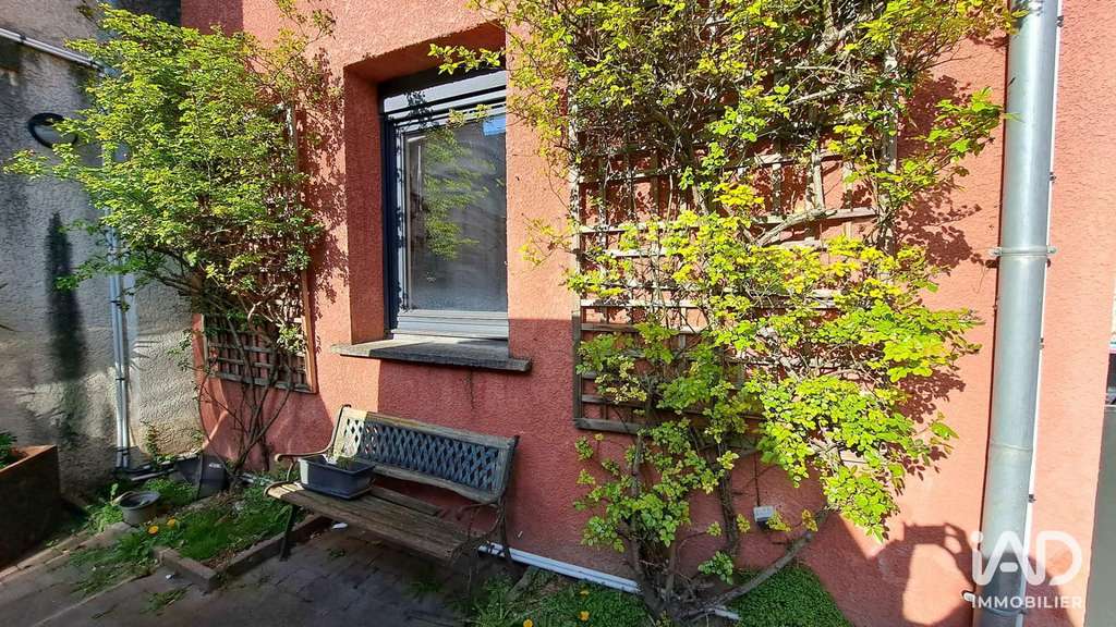 A louer bureau 210m² avec parking à Roubaix