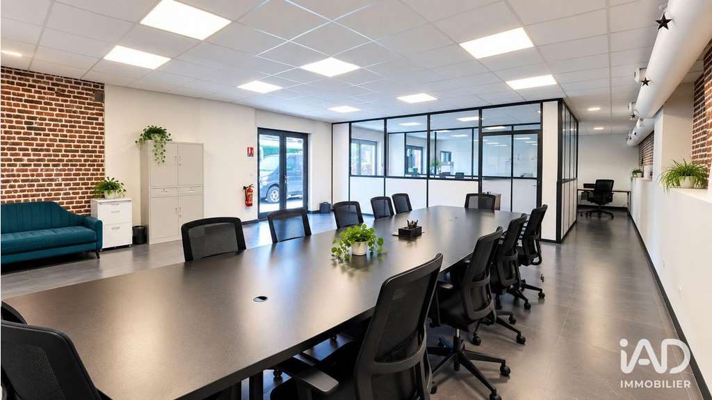 A louer bureau 210m² avec parking à Roubaix