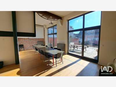 A louer bureaux 416m² RDC sur 3 niveaux à Roubaix