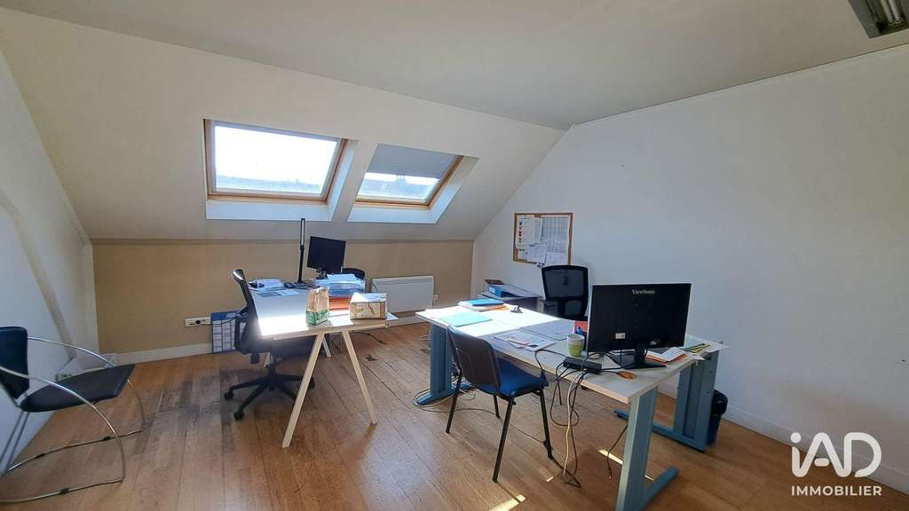 A louer bureaux 416m² RDC sur 3 niveaux à Roubaix