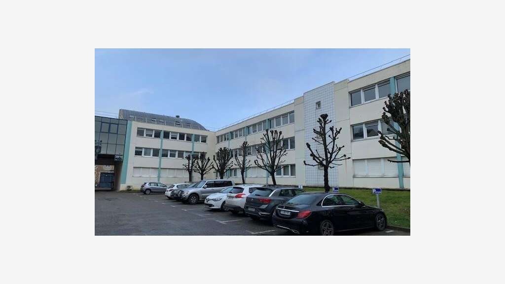 À louer bureaux de 2 254m² en R+2 à Rouen