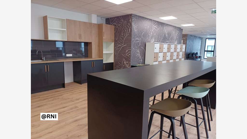 À louer bureaux dans la pépinière Néopolis à Rouen