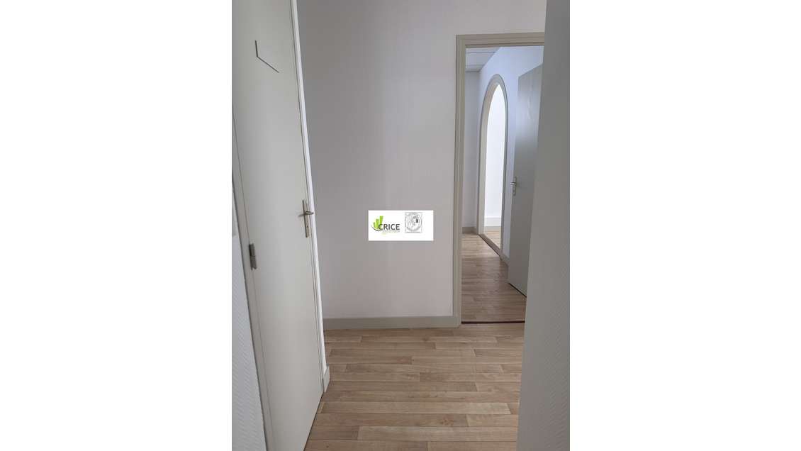 LOCAL MEDICAL OU PARAMEDICAL