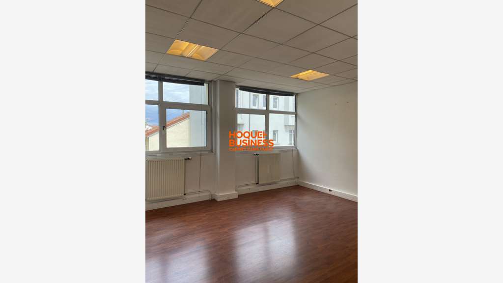 A louer bureaux 90m² au 1er étage Rueil Malmaison
