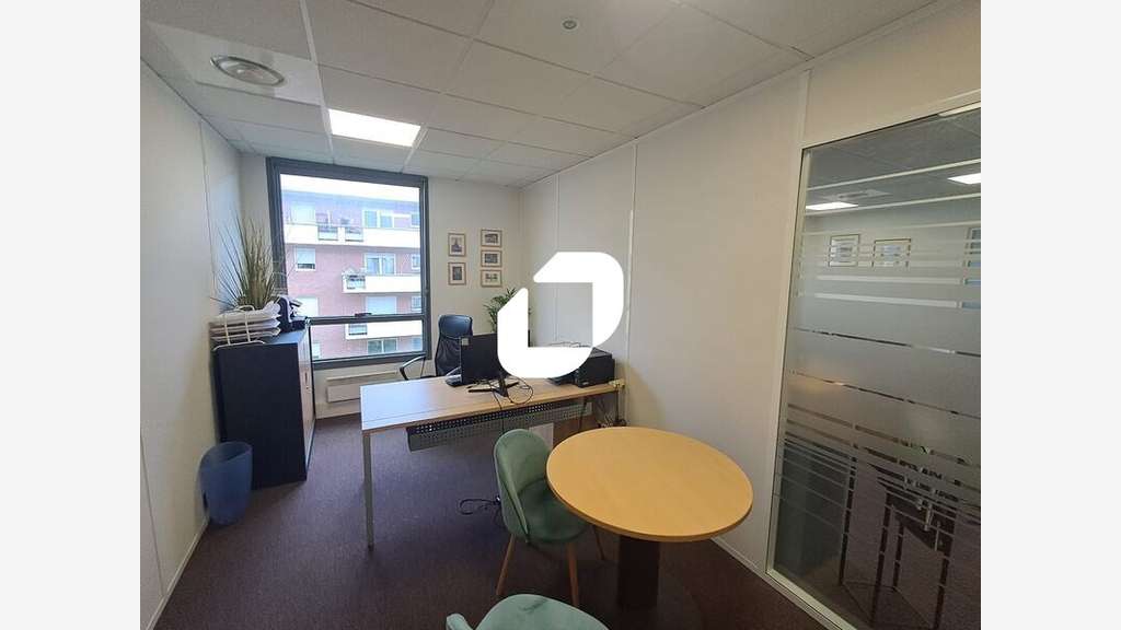 A louer Bureaux 100m² Rueil malmaison