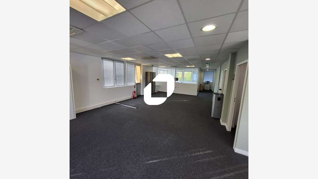 A louer Bureaux 193m² Rueil malmaison