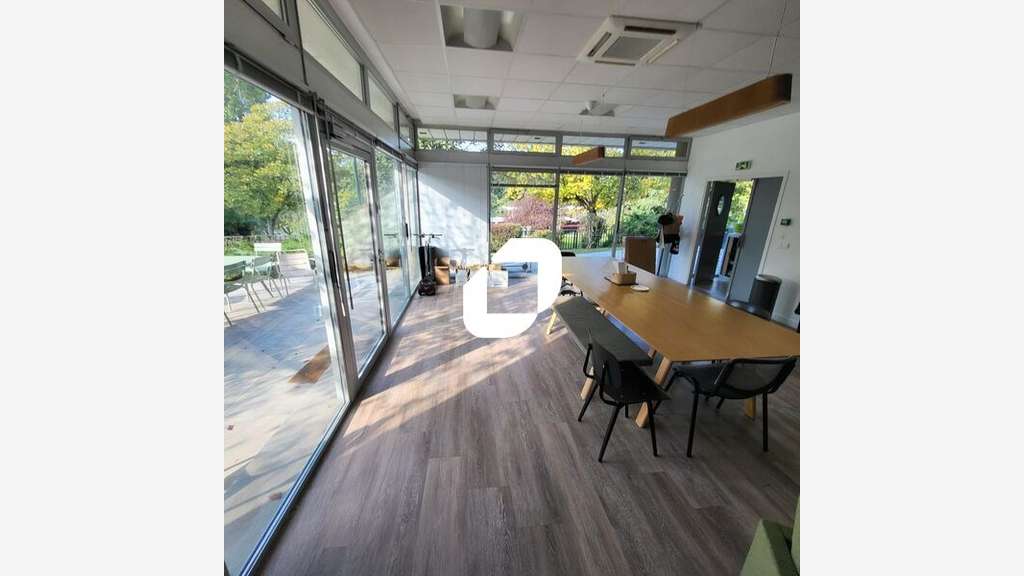 A louer Bureaux 193m² Rueil malmaison
