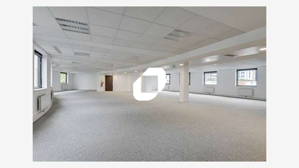 A louer Bureaux 303m² Rueil malmaison