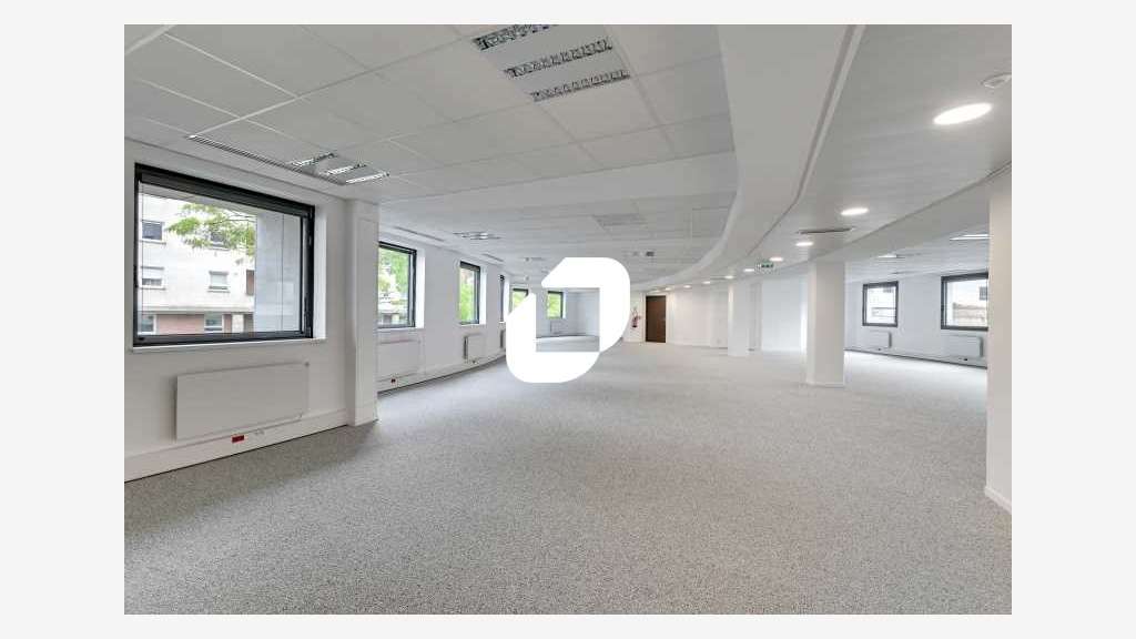A louer Bureaux 303m² Rueil malmaison