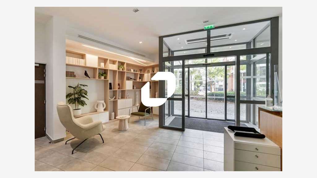 A louer Bureaux 303m² Rueil malmaison