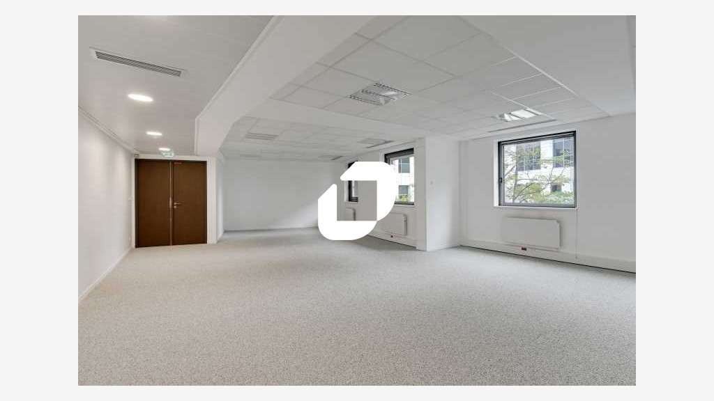 A louer Bureaux 303m² Rueil malmaison