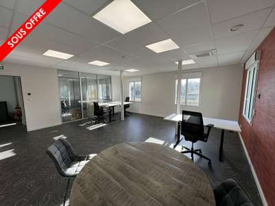 Location Bureaux à Ruelle-sur-Touvre