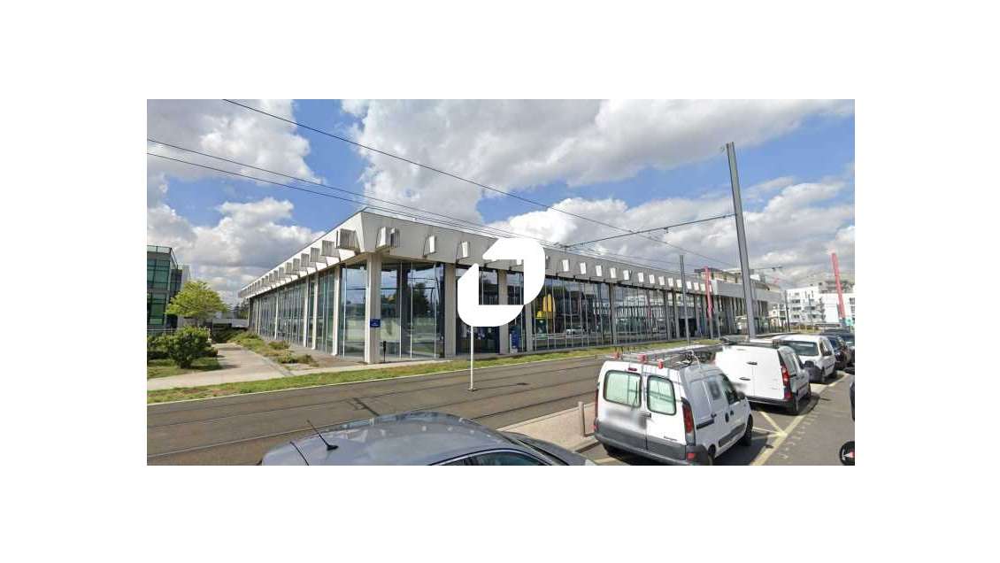 A louer Bureaux 2101m² Rungis