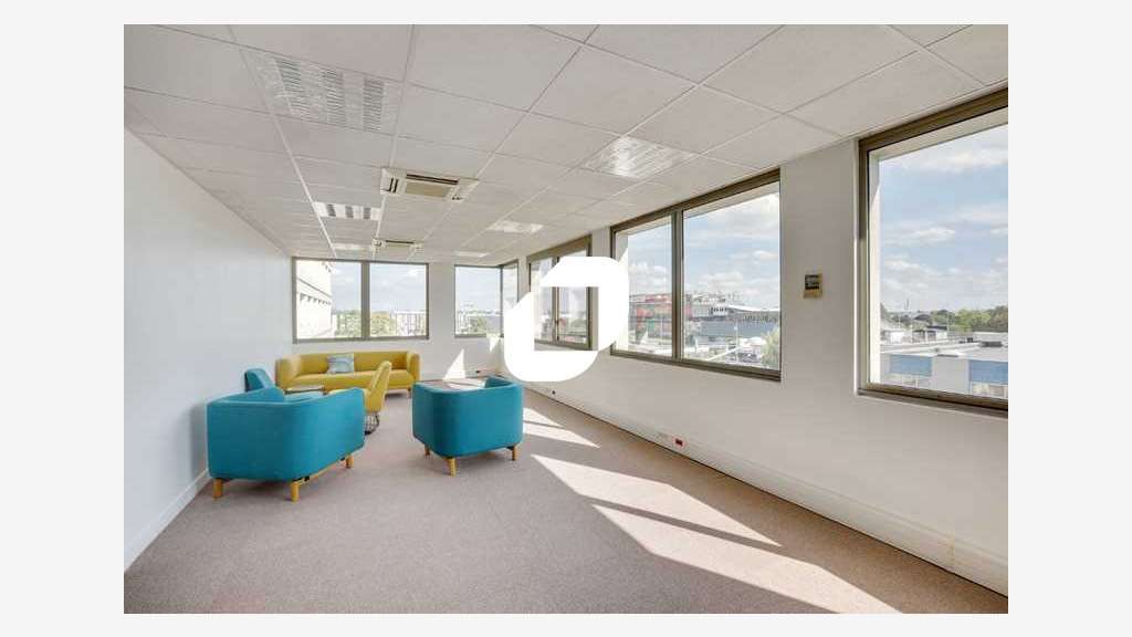 A louer Bureaux 240m² Rungis