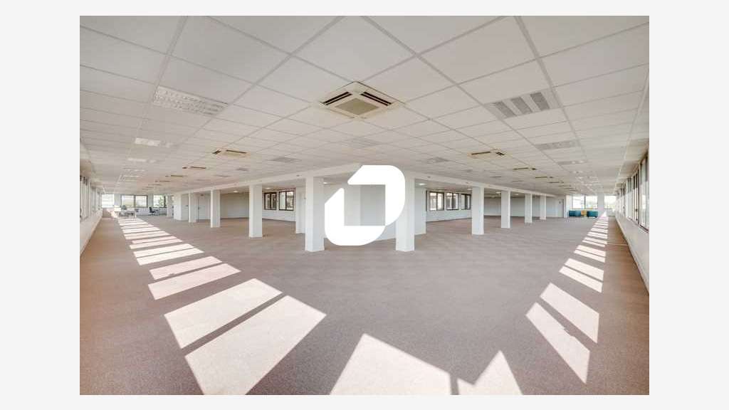 A louer Bureaux 240m² Rungis