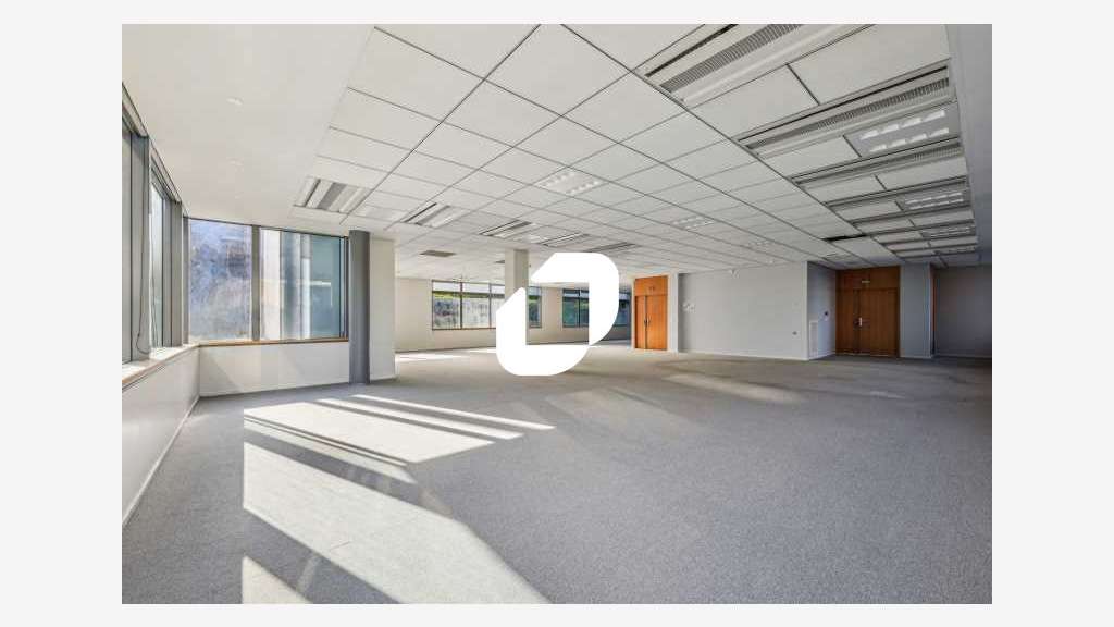 A louer Bureaux 3616m² Rungis