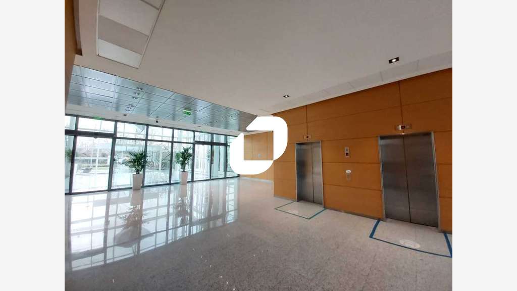 A louer Bureaux 1454m² Rungis