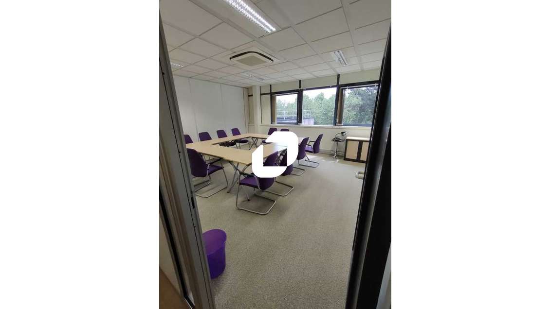 A louer Bureaux 27m² Saclay