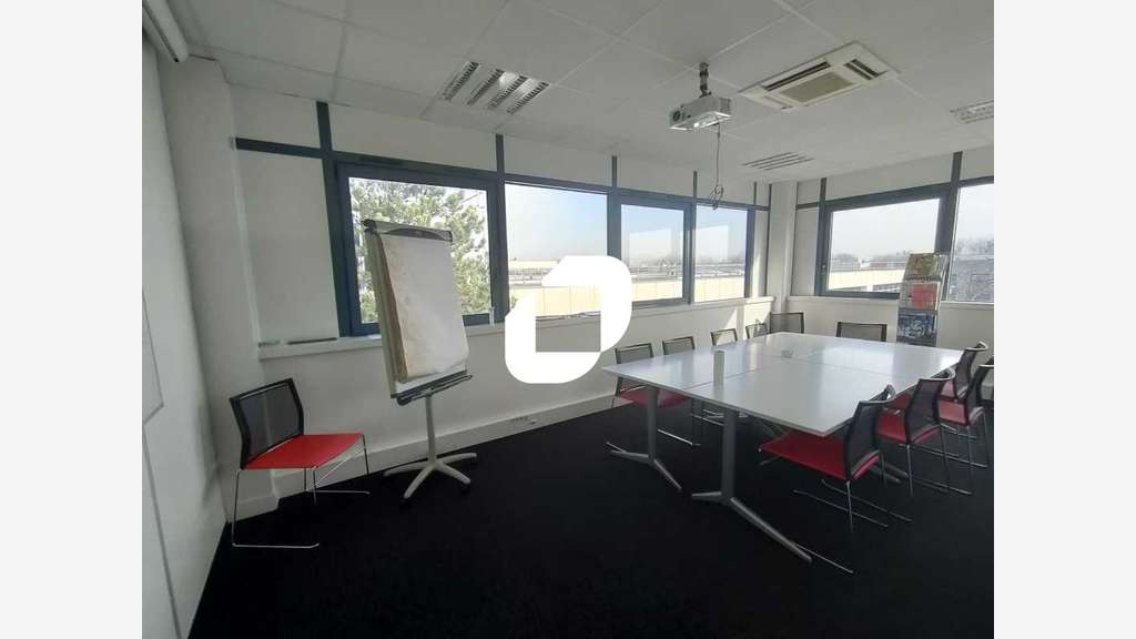 A louer Bureaux 19m² Saclay