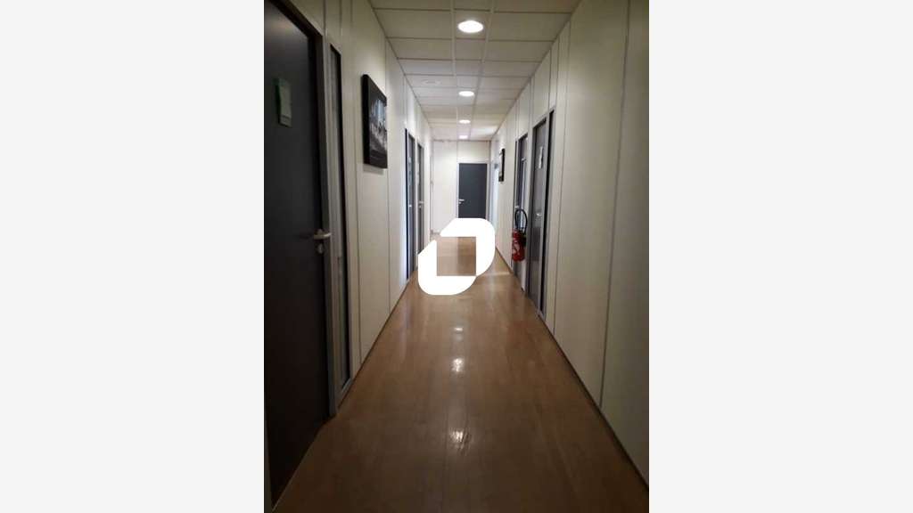 A louer Bureaux 20m² Saclay