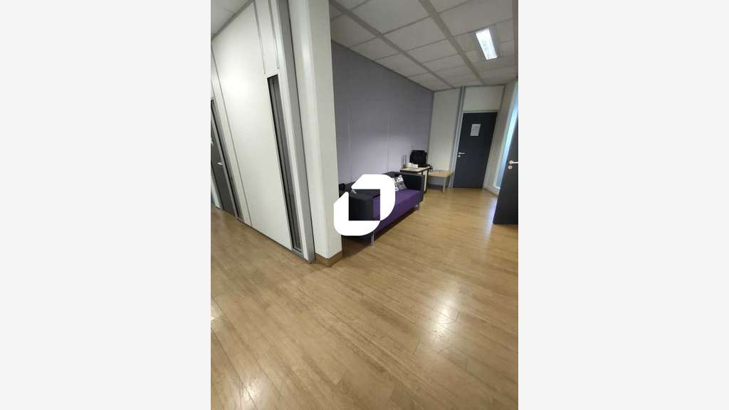 A louer Bureaux 20m² Saclay
